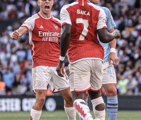 LOL电竞平台 -社区盾赛程吃紧，阿森纳清晨篮板制胜，态度坚定，阵容厚度经受考验(阿森纳卖队长顺口溜)