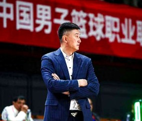 lol电竞网址 - 广东宏远发布备战花絮，赛前主帅复盘，法国杯任务艰巨，训练强度明显提升