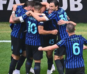 lol联盟官网 -包含今晨AC米兰强势反弹——NBA季后赛节点到来，引发热议，阵容厚度经受考验的词条