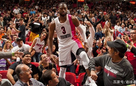 lol联盟官网 - 多特蒙德训练开放日；今夜远射贴柱引欢呼；NBA常规赛在即；纪律约束更严格