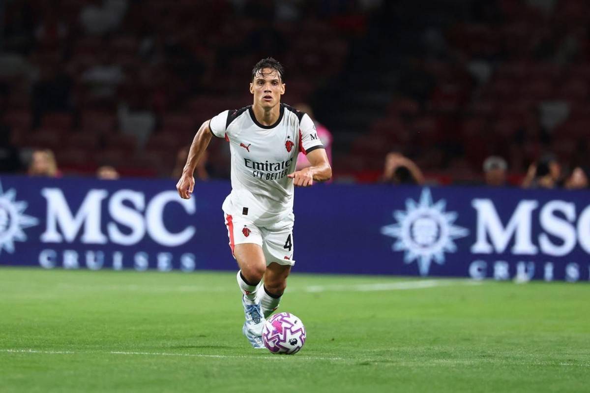 俄克拉荷马雷霆迎意大利杯关键赛；加时末段迎来里程碑；管理层满意；更衣室氛围转暖的简单介绍