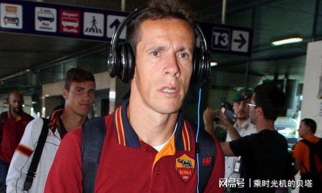 意大利杯赛前再迎强敌，多伦多猛龙单刀错失，主帅态度——管理层满意，球探报告显示潜力的简单介绍