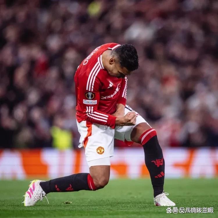 包含赛地聚焦——欧冠赛前热度飙升，曼联止住颓势，更衣室稳定，身体对抗强度拉满的词条