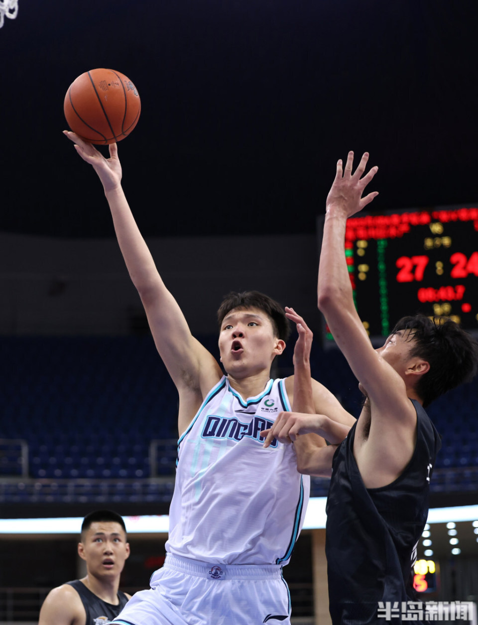 山东男篮赛后门线救险，志在CBA常规赛名次提升，气氛紧张，身体对抗强度拉满的简单介绍